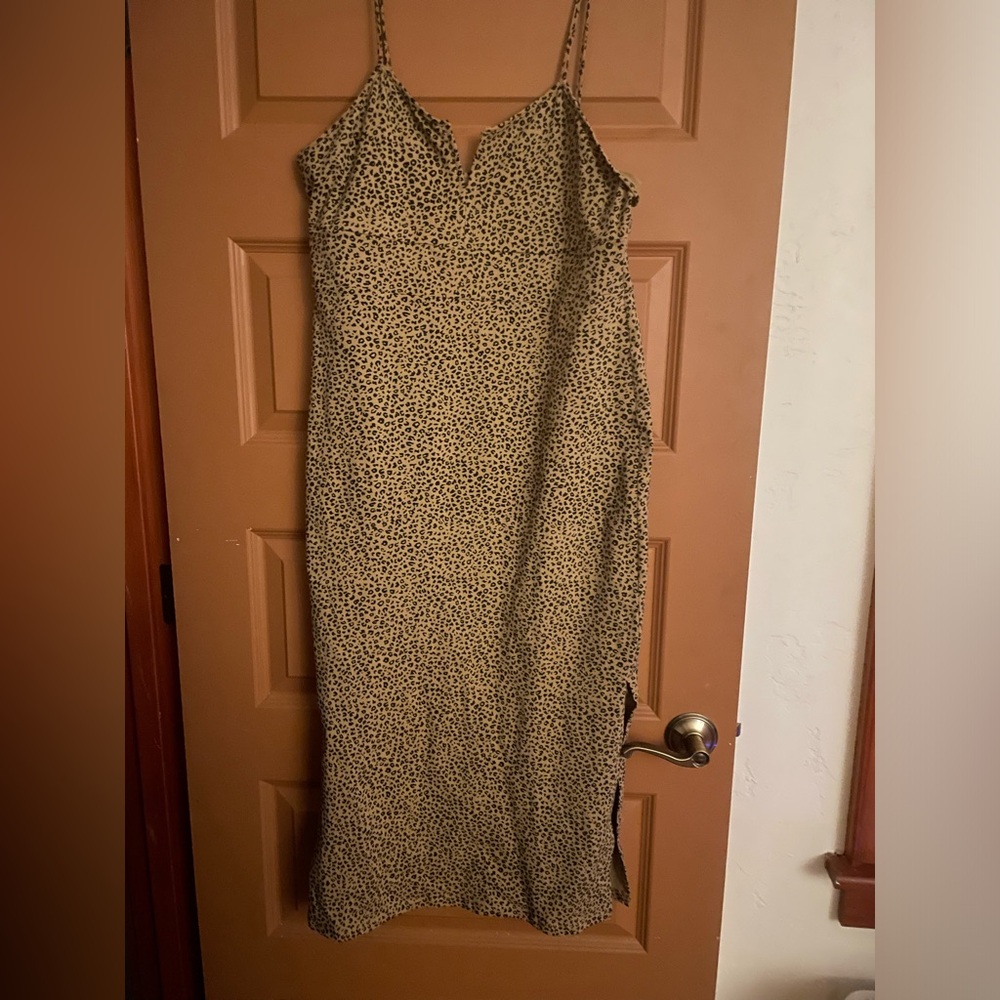 Manner’s London Cheetah Print Bodycon dress